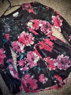 Floral Print Long Sleeve Romper - Small - NEW!!
